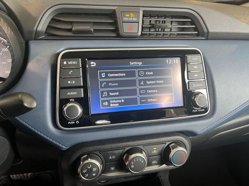 Used 2025 Nissan Versa SV FWD image 20