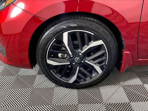 Certified 2025 Nissan Versa SR w/ Trunk Package FWD image 10