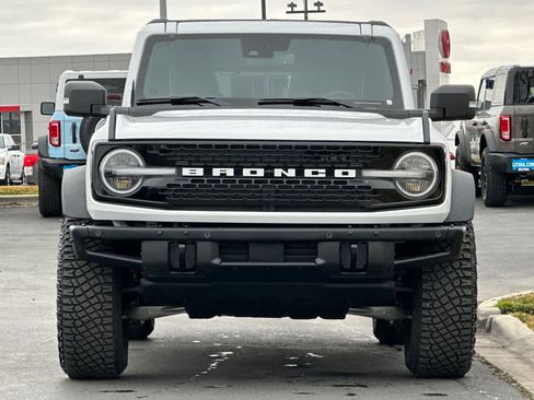 Used 2024 Ford Bronco Wildtrak image 10