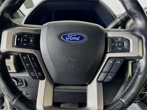 Used 2022 Ford F350 Platinum image 55