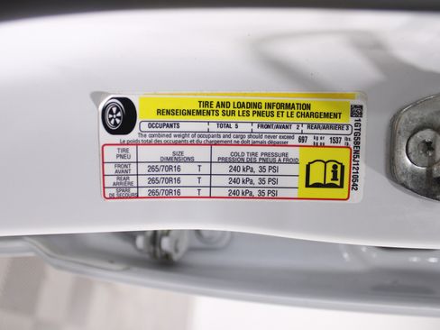 Used 2018 GMC Canyon 2WD Crew Cab w/ Convenience Package image 33