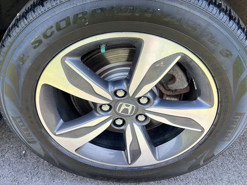 Used 2018 Honda Odyssey EX-L image 36