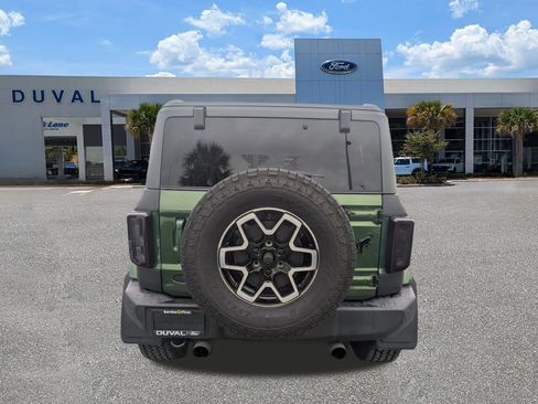 Used 2023 Ford Bronco Outer Banks image 5