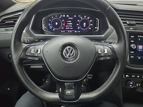 Used 2020 Volkswagen Tiguan SEL Premium R-Line w/ 3rd Row Seat Package AWD/4WD image 19