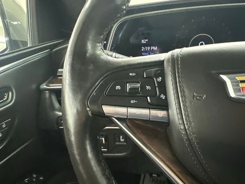 Certified 2024 Cadillac Escalade Premium Luxury Platinum AWD/4WD image 35