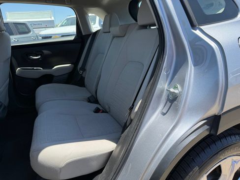 Used 2023 Honda HR-V LX image 34