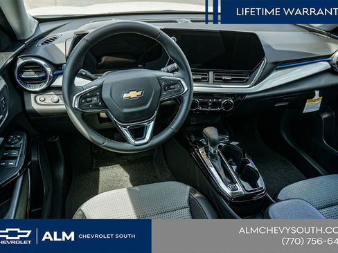 New 2026 Chevrolet Trax LT w/ Sunroof Package image 27