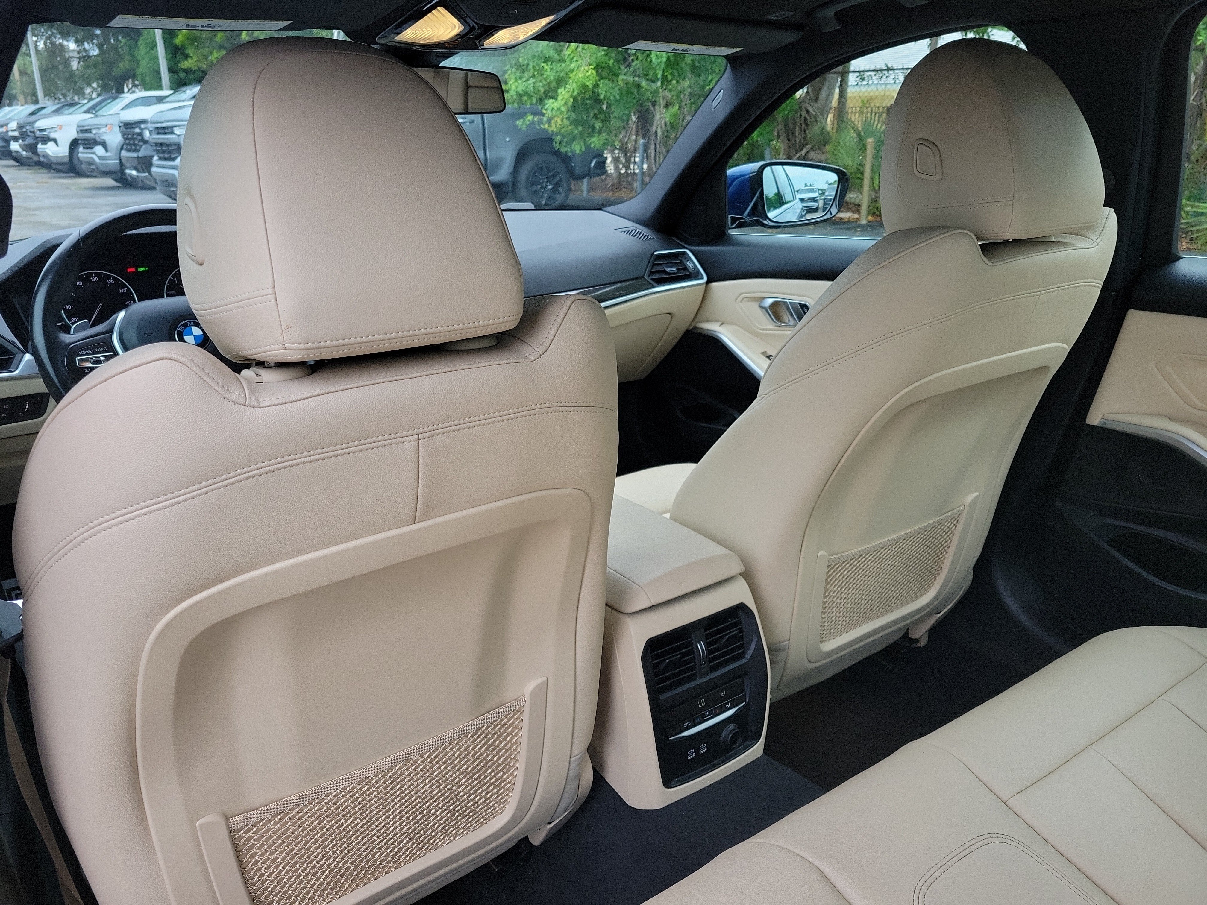 Used 2020 BMW 330i Sedan w/ Convenience Package RWD image 15