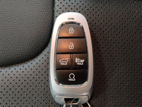 Used 2023 Hyundai Santa Fe XRT image 32