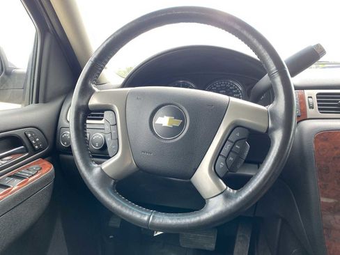 Used 2014 Chevrolet Tahoe LTZ AWD/4WD image 30