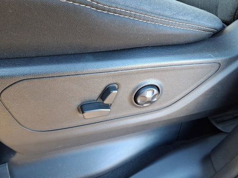 Used 2021 RAM 1500 Big Horn image 13