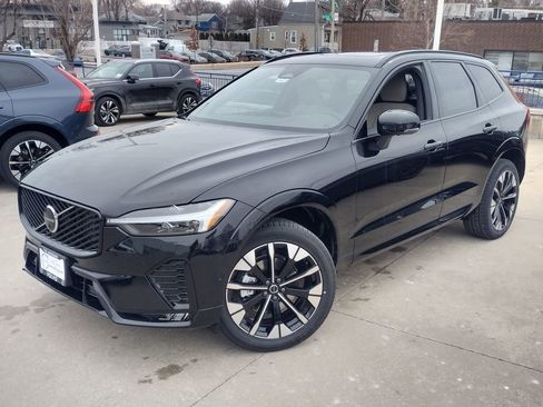 New 2026 Volvo XC60 B5 Plus w/ Climate Package image 2