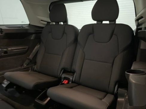 Used 2025 Volvo XC90 B6 Plus AWD/4WD image 23