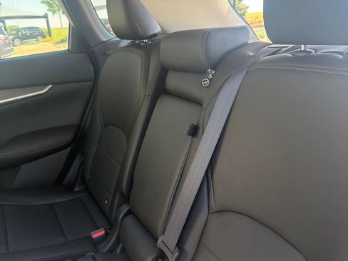 Used 2023 INFINITI QX50 Luxe AWD/4WD image 14