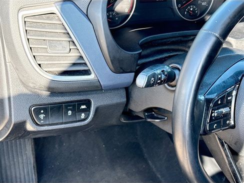 Used 2021 Kia Seltos S image 11