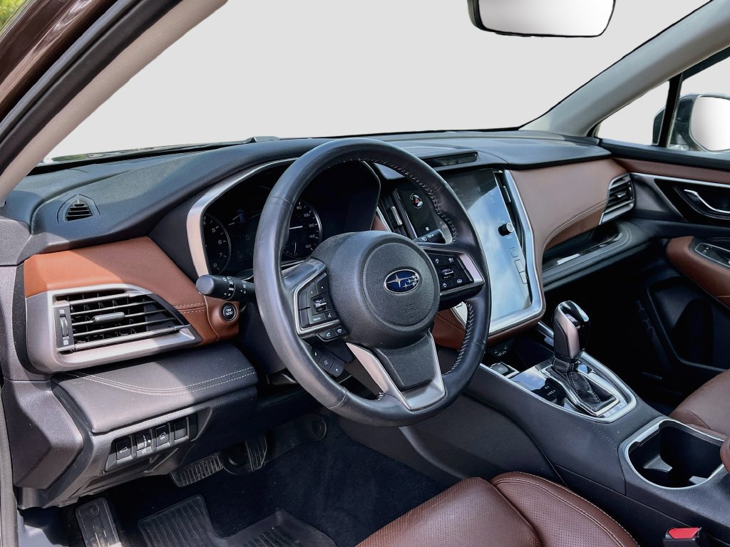Used 2022 Subaru Outback Touring w/ Popular Package #2 AWD/4WD image 9