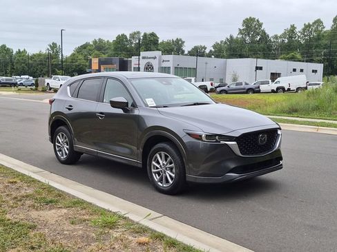 Used 2025 MAZDA CX-5 AWD 2.5 S w/ Preferred Package image 7