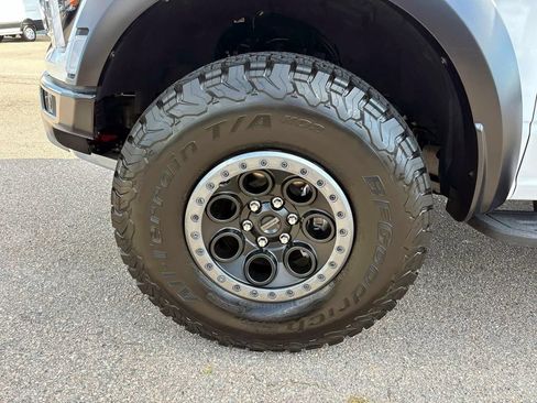 Used 2025 Ford F150 Raptor AWD/4WD image 7