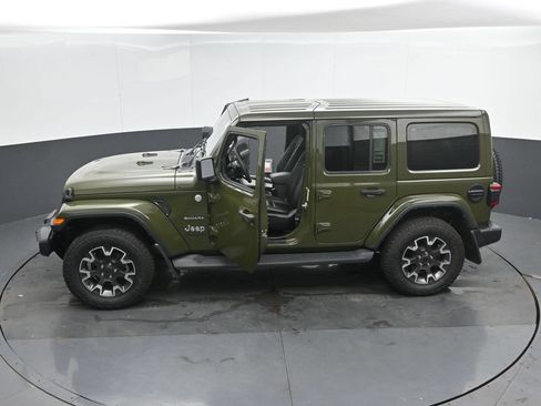 Used 2024 Jeep Wrangler Unlimited Sahara w/ Dual Top Group AWD/4WD image 47