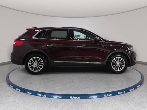 Used 2018 Lincoln MKX Select w/ Select Plus Package AWD/4WD image 5