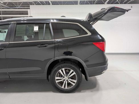 Used 2017 Honda Pilot EX-L image 11