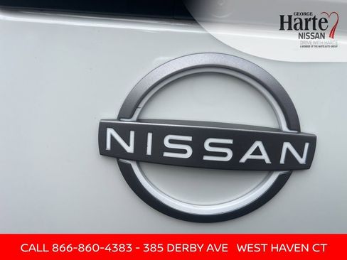 Certified 2025 Nissan Frontier SV image 44