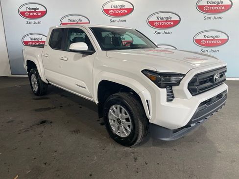 New 2026 Toyota Tacoma 4x4 Double Cab image 3