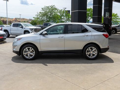 Used 2021 Chevrolet Equinox LT AWD/4WD image 4