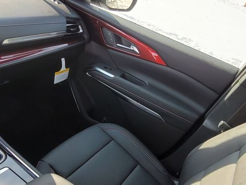 New 2026 Chevrolet Traverse Z71 image 23