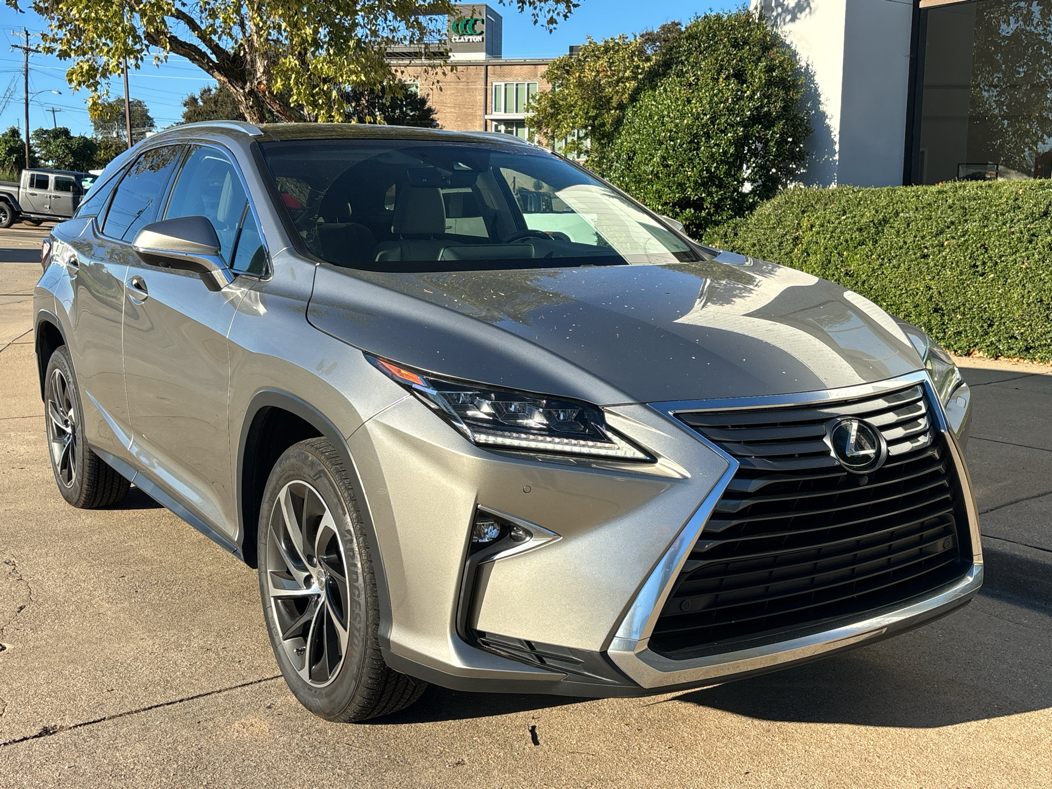 Used 2017 Lexus RX 350 FWD w/ Luxury Package image 1