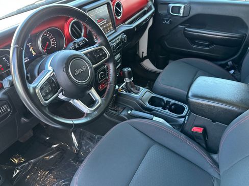 Used 2018 Jeep Wrangler Unlimited Rubicon AWD/4WD image 10