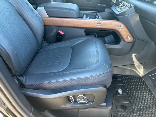 Used 2023 Land Rover Defender 130 X AWD/4WD image 40