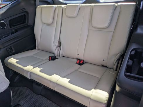 Used 2022 Subaru Ascent Limited w/ Technology Package image 27