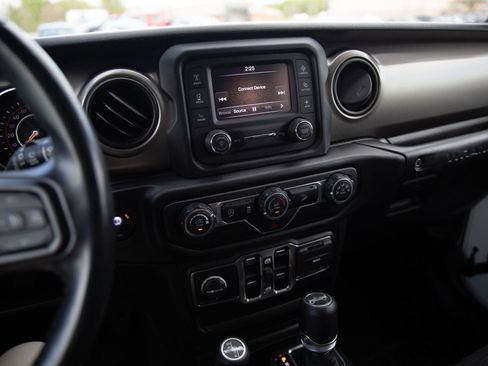 Used 2020 Jeep Wrangler Unlimited Sport S image 13