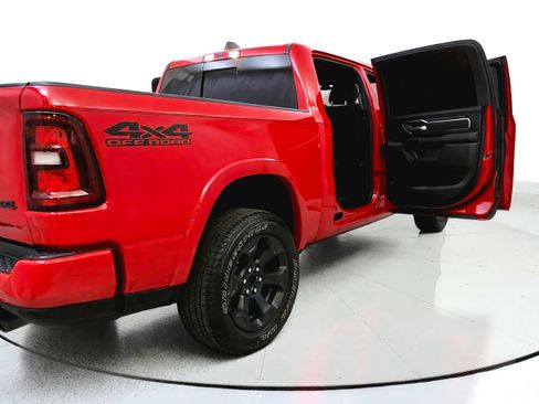Used 2025 RAM 1500 Big Horn AWD/4WD image 14