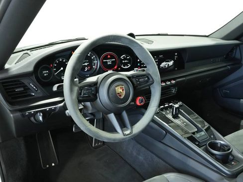 Used 2023 Porsche 911 Targa 4 GTS image 4