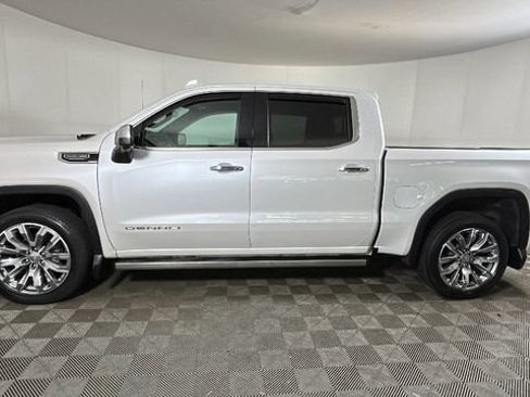 Used 2023 GMC Sierra 1500 Denali w/ Denali Reserve Package AWD/4WD image 5