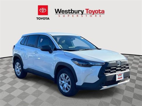 Certified 2026 Toyota Corolla Cross L image 1