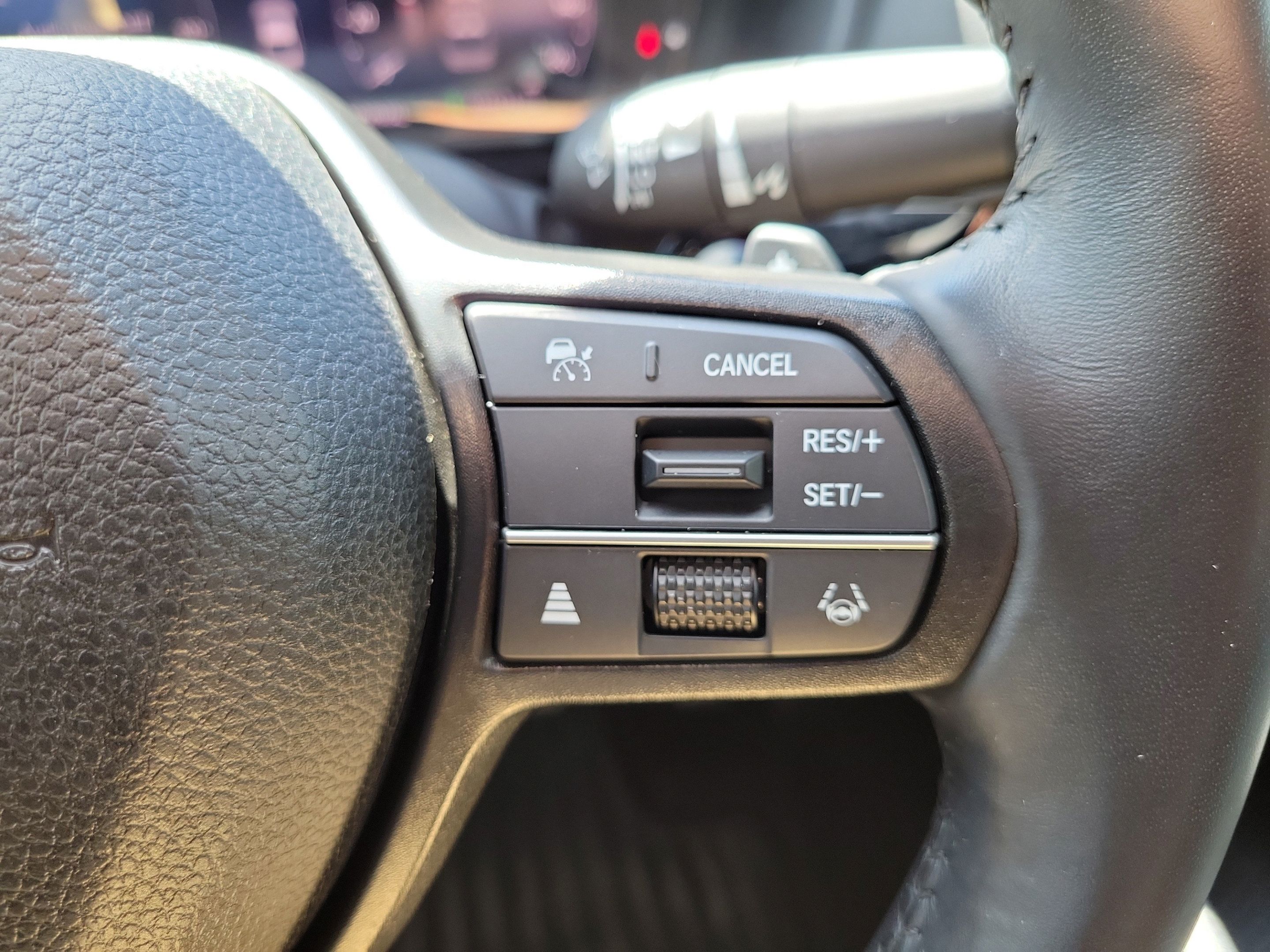 Used 2023 Honda Accord Sport image 29