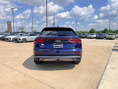Used 2021 Audi Q8 Premium Plus w/ Premium Plus Package AWD/4WD image 6