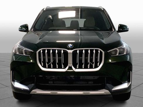 Used 2025 BMW X1 xDrive28i w/ Technology Package AWD/4WD image 3