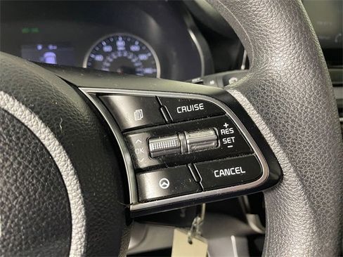 Certified 2022 Kia Seltos LX image 10