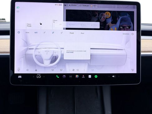 Used 2023 Tesla Model 3 Standard Range RWD image 33