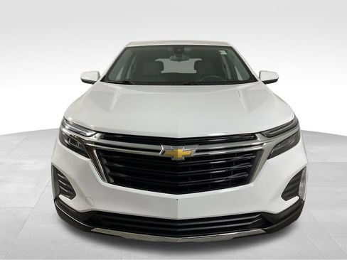 Used 2023 Chevrolet Equinox LT AWD/4WD image 3
