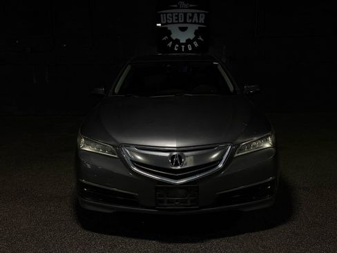 Used 2017 Acura TLX w/ Technology Package FWD image 8