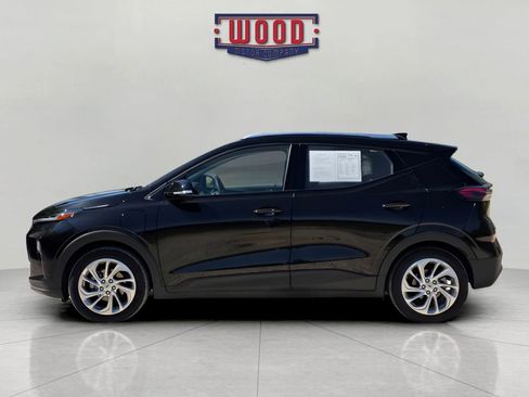 Used 2023 Chevrolet Bolt EUV LT w/ Driver Confidence Package image 4