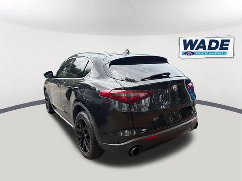 Used 2018 Alfa Romeo Stelvio AWD image 6