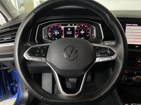 Used 2024 Volkswagen Jetta SEL image 16