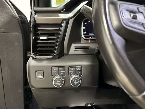 Used 2023 GMC Sierra 1500 AT4 w/ AT4 Premium Package image 18