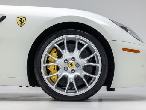 Certified 2010 Ferrari 599 GTB Fiorano RWD image 19